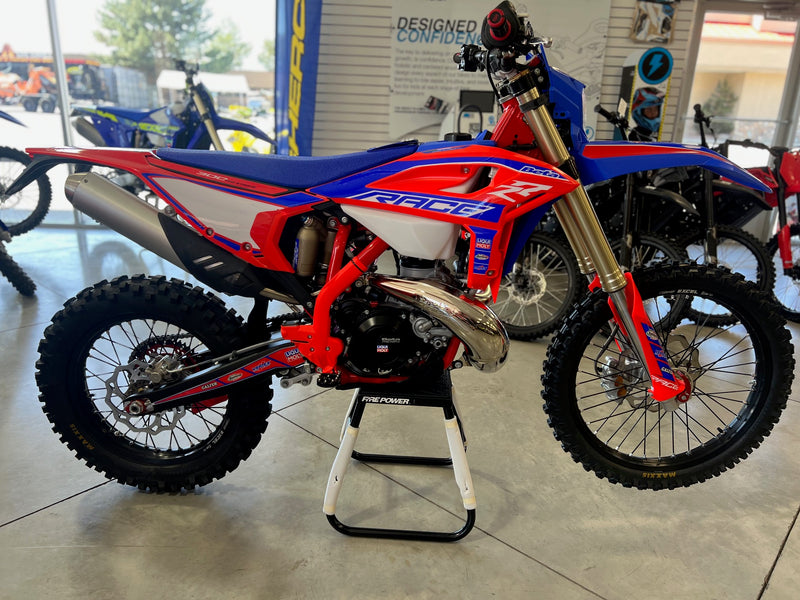 2025 BETA 300RR RACE