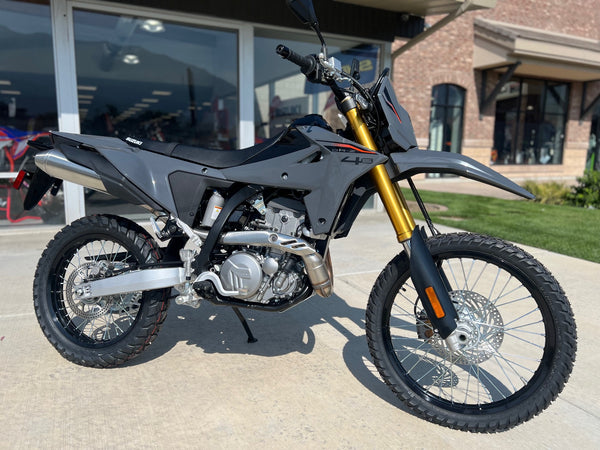 2025 SUZUKI DRZ-4S