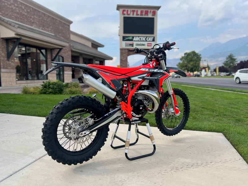 2026 BETA XTRAINER 300